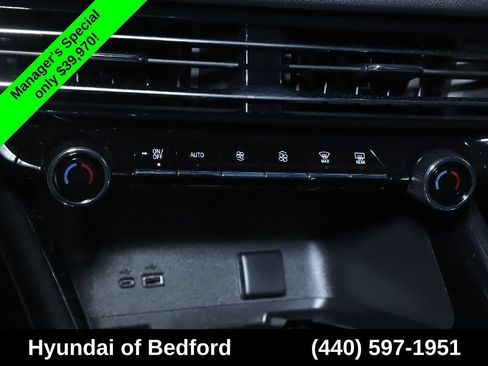 Used 2026 Chevrolet Traverse LT AWD/4WD image 27