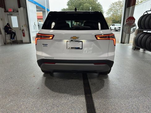 New 2026 Chevrolet Equinox LT w/ Convenience Package II image 4