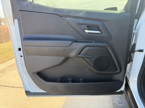 Used 2025 Chevrolet Silverado EV W/T image 11