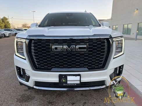 Used 2023 GMC Yukon Denali Ultimate w/ LPO, Floor Liner Package image 2