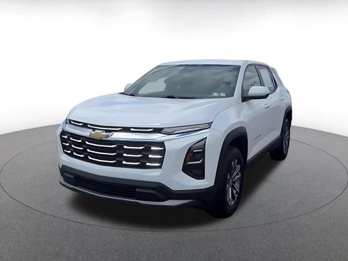 Used 2025 Chevrolet Equinox LT FWD image 5