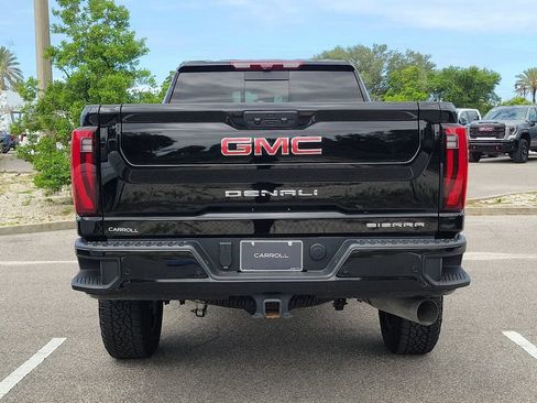 Used 2025 GMC Sierra 3500 Denali w/ Denali Reserve Package AWD/4WD image 5