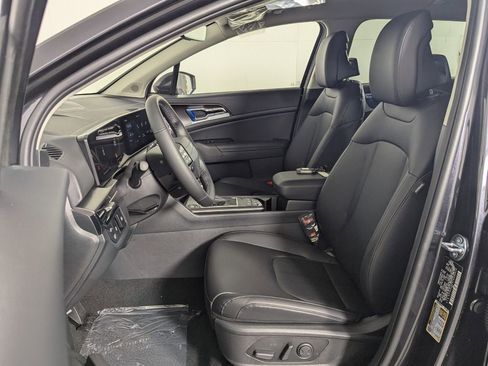 New 2026 Kia Sportage EX FWD image 12
