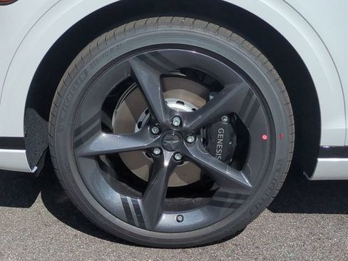 Certified 2026 Genesis GV70 2.5T Sport Prestige AWD/4WD image 10