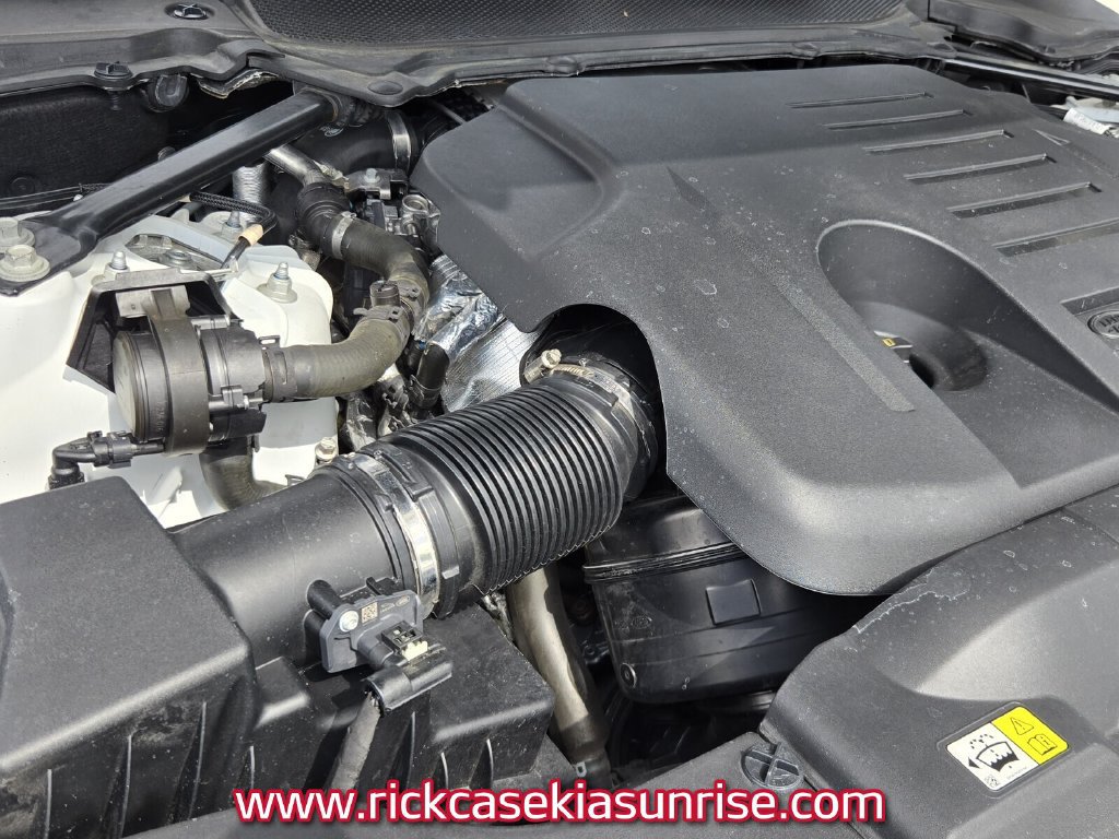 Used 2021 Land Rover Range Rover Sport SE AWD/4WD image 19