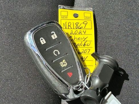 Used 2024 Chevrolet Malibu LT FWD image 52