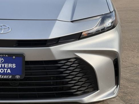 Used 2026 Toyota Camry LE FWD image 6