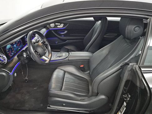 Used 2023 Mercedes-Benz E 450 Coupe image 4