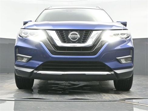 Used 2020 Nissan Rogue SL w/ Premium Package image 22