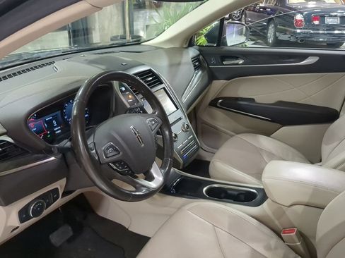 Used 2019 Lincoln MKC Reserve w/ MKC Climate Package AWD/4WD image 17