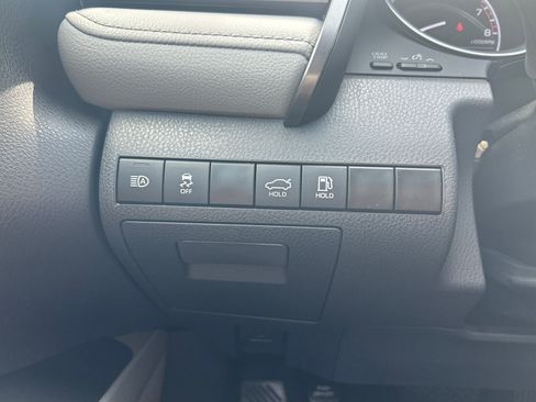 Used 2023 Toyota Camry LE FWD image 8