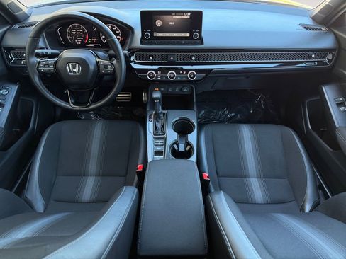 Used 2025 Honda Civic Sport image 16