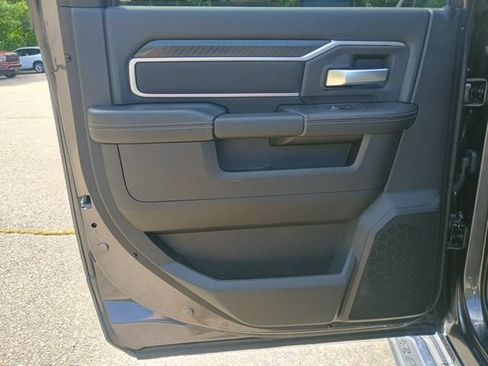 Certified 2026 RAM 2500 Big Horn AWD/4WD image 20
