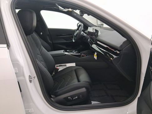 New 2026 BMW 530i image 31