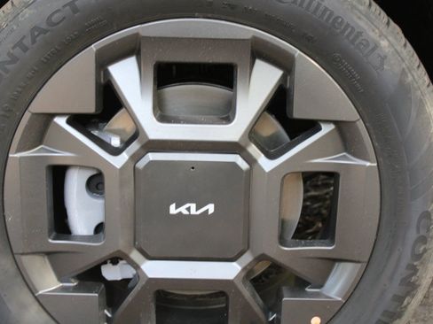 New 2026 Kia Carnival EX image 24