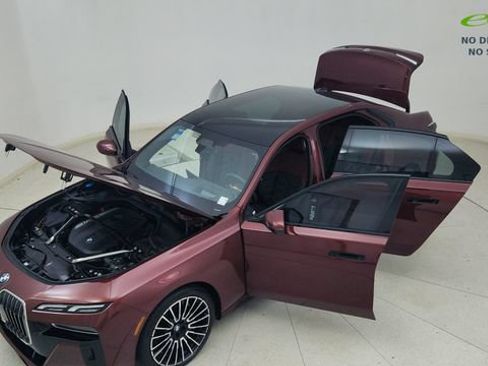 Used 2026 BMW 740i RWD image 84