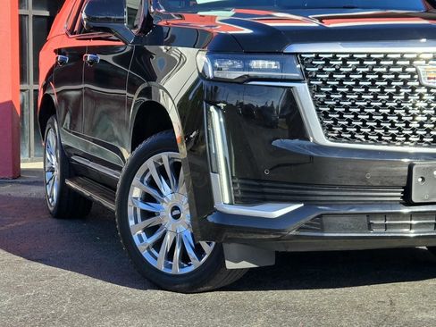 Used 2021 Cadillac Escalade Premium Luxury w/ Driver Assist Tech Package image 12