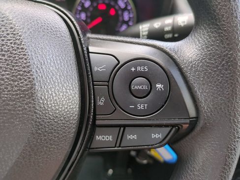 Used 2019 Toyota RAV4 LE w/ All Weather Liner Package AWD/4WD image 24