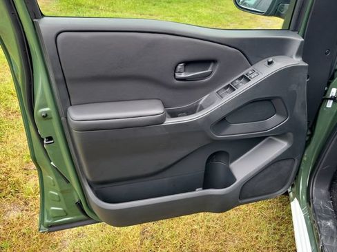 New 2026 Nissan Frontier SV w/ All-Weather Content Package AWD/4WD image 12