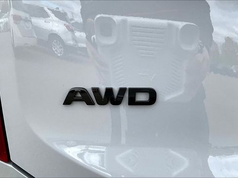 Used 2022 Kia Telluride SX w/ SX Prestige Package image 8