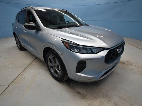 Used 2024 Ford Escape ST-Line w/ Tech Pack #1 image 2