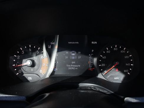 Used 2022 Jeep Compass Latitude FWD image 31