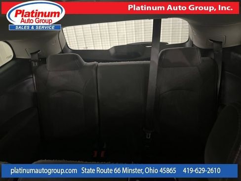 Used 2017 Chevrolet Traverse LT image 28