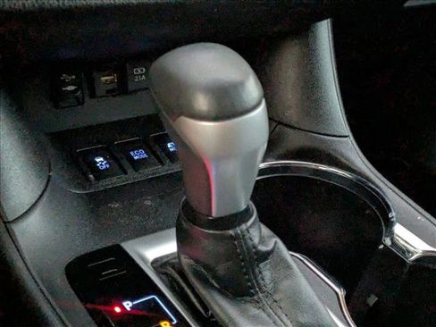 Used 2019 Toyota Highlander Limited Platinum image 8