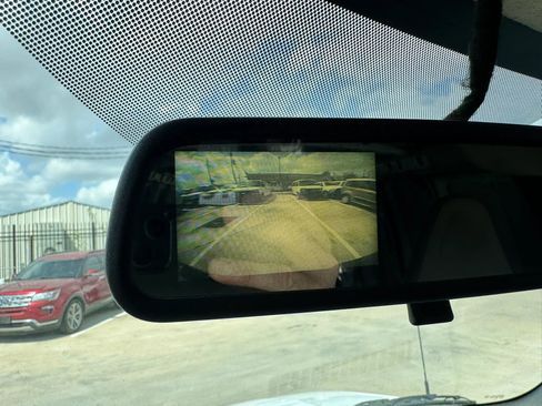 Used 2016 Chevrolet Express 3500 Extended image 41