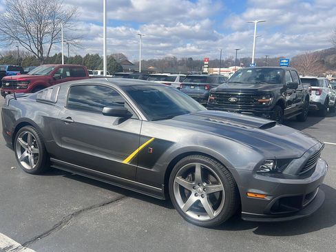 Used 2014 Ford Mustang GT Premium w/ GT Track Package image 2