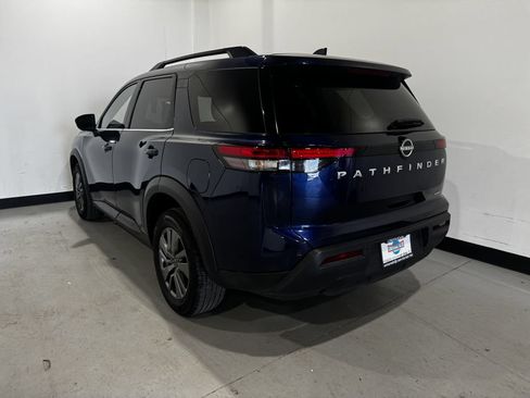 Used 2025 Nissan Pathfinder SV AWD/4WD image 38