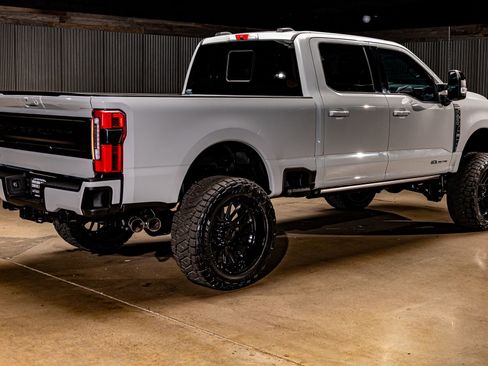 Used 2026 Ford F250 Platinum image 10