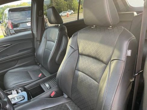 Used 2020 Honda Passport Elite image 9