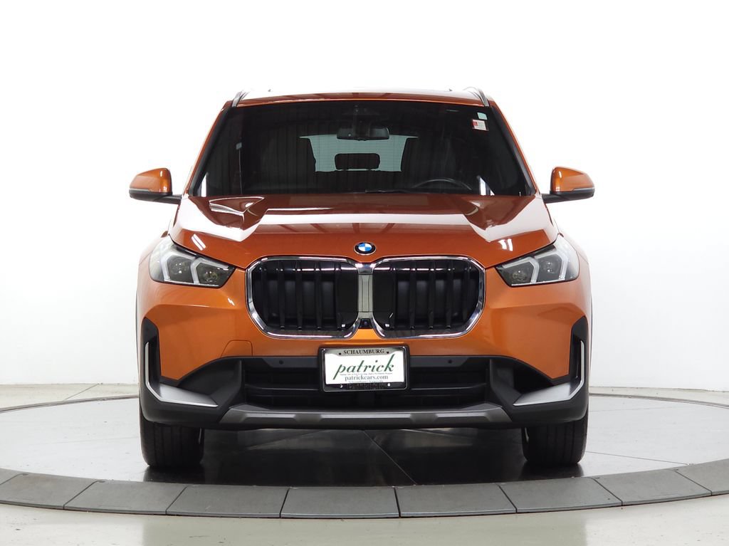 Used 2023 BMW X1 xDrive28i w/ Premium Package AWD/4WD image 2