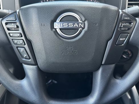Used 2024 Nissan Frontier SV image 20