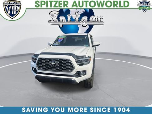 Used 2023 Toyota Tacoma TRD Off-Road AWD/4WD image 3