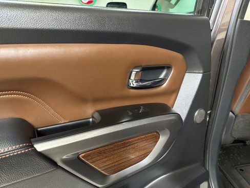 Used 2018 Nissan Titan Platinum Reserve w/ Platinum Utility Package image 39