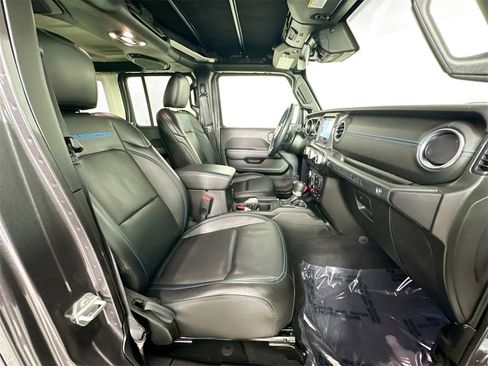 Used 2021 Jeep Wrangler Unlimited Rubicon 4xe w/ Steel Bumper Group image 26