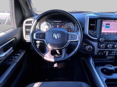 Used 2022 RAM 1500 Big Horn w/ Night Edition RWD image 6