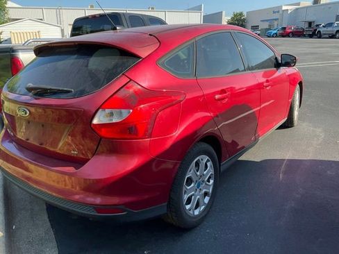 Used 2012 Ford Focus SE FWD image 5