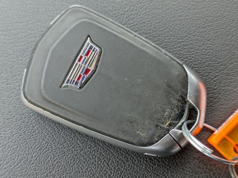 Used 2024 Cadillac XT6 Luxury image 25