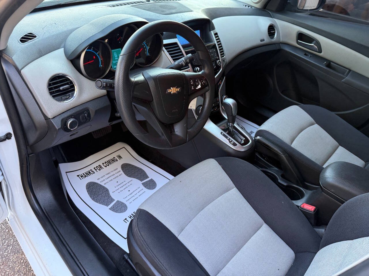 Used 2015 Chevrolet Cruze LS FWD image 11