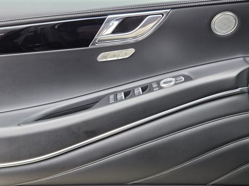 Used 2025 Genesis GV80 2.5T Standard AWD/4WD image 21