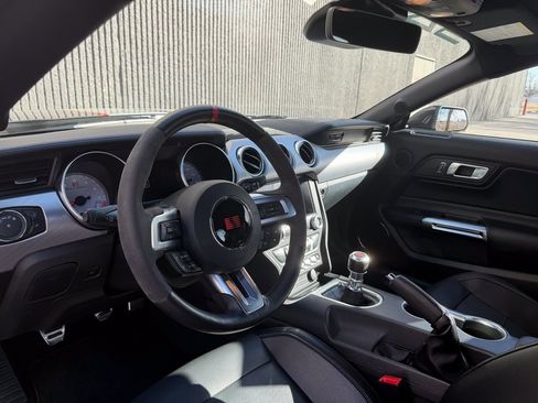 Used 2022 Ford Mustang GT Premium image 9