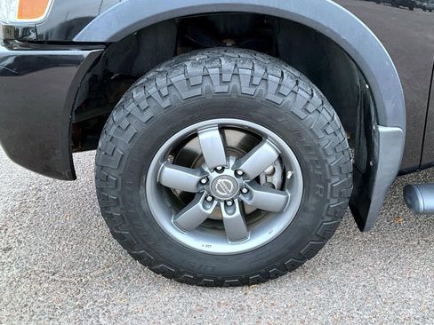 Used 2014 Nissan Titan PRO-4X image 22