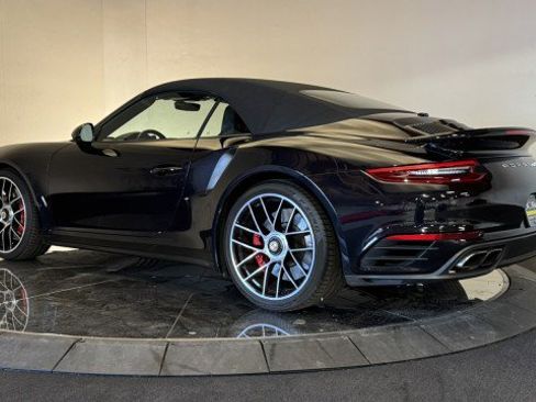 Used 2019 Porsche 911 Turbo image 2