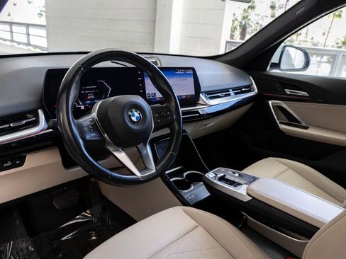 Used 2023 BMW X1 xDrive28i image 15