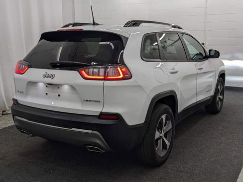 Used 2022 Jeep Cherokee Limited image 2