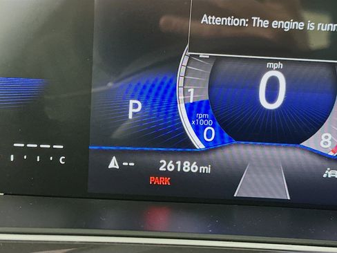 Used 2024 Volkswagen Tiguan S image 19