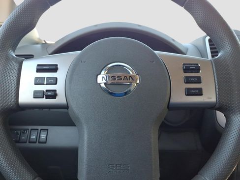 Used 2021 Nissan Frontier SV w/ Midnight Edition Floor Mats AWD/4WD image 23